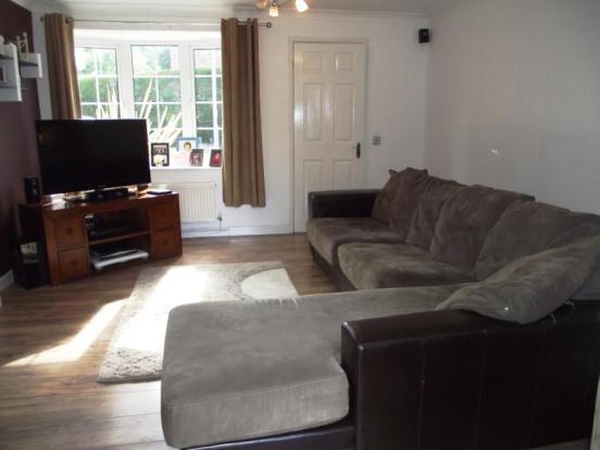 Lounge Pic 3