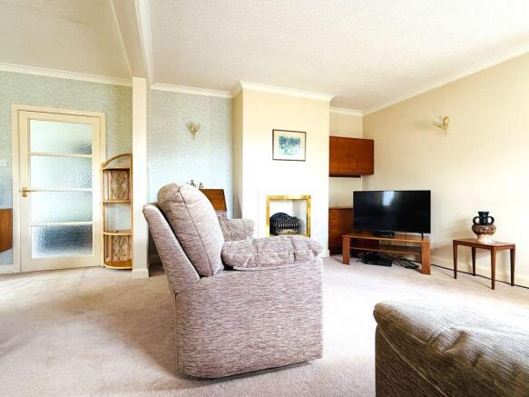 2 bed Detached Bungalow for sale Image 4