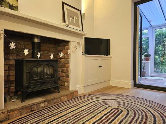 Sitting Room Feature Fire