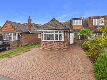 Green Lane, Hersham, Walton-On-Thames