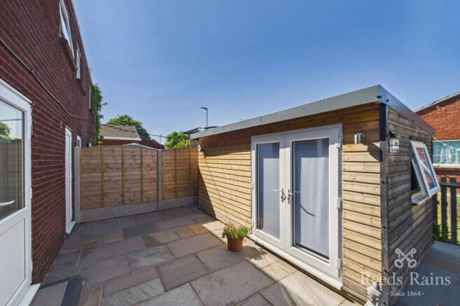 3 bed Semi-Detached for sale Image 6