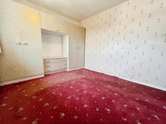 2 bed Semi-Detached Bungalow for sale Image 10