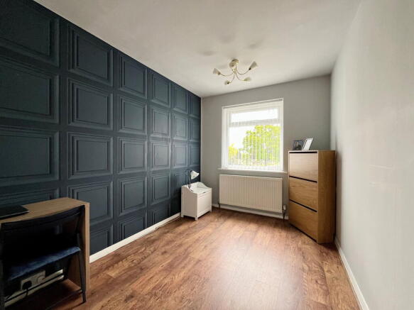 3 bed Semi-Detached for sale Image 7