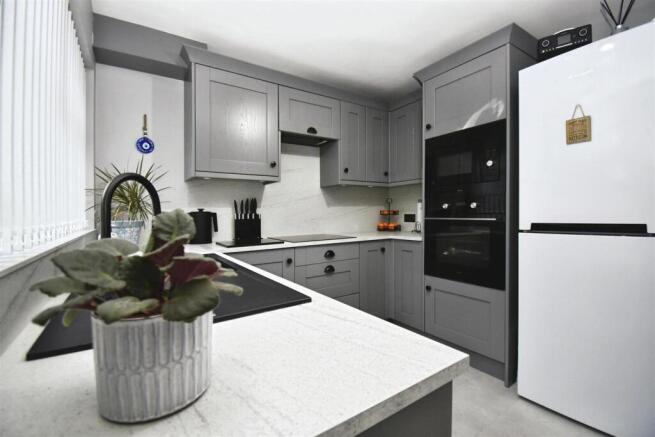 Fitted Kitchen