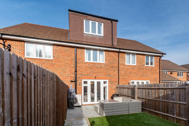 22CorryAvenue-30