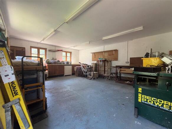 Workshop Ground