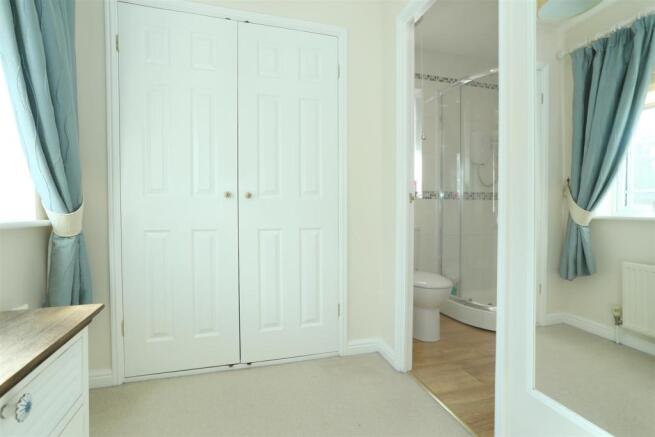 DRESSING ROOM