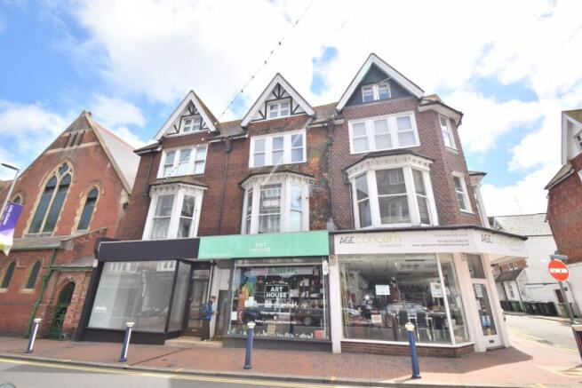 Flat 6, Hyde Court 32-34 Grove Road - external.JPG
