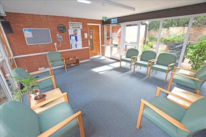 COMMUNAL HALL/LOUNGE