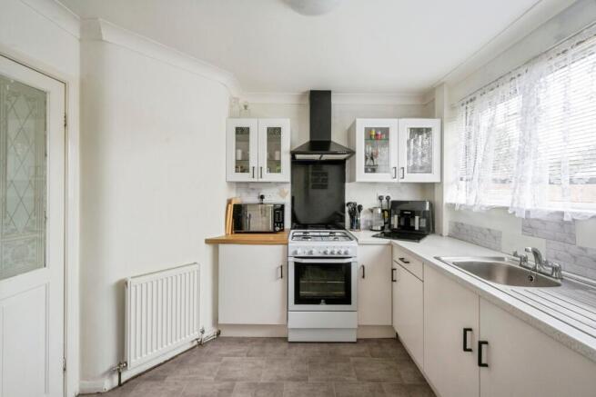 3 bed Semi-Detached for sale Image 7