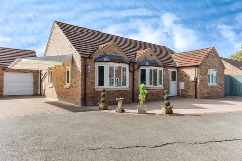 Millfield Close, March