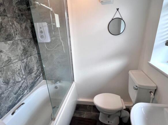 gibbeson bathroom