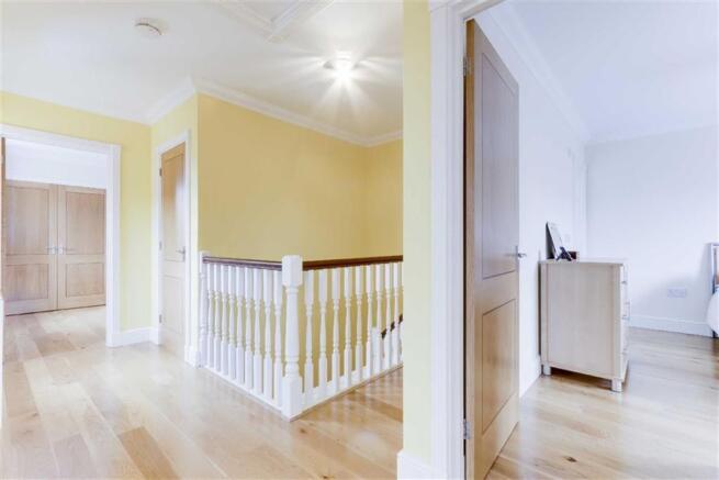 FIRST FLOOR LANDING