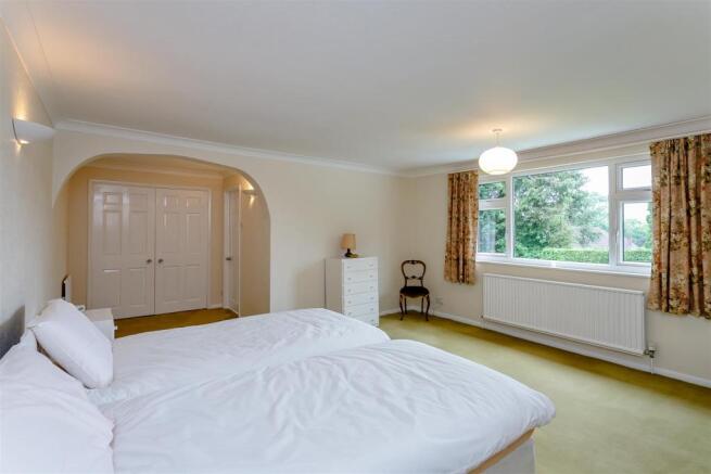 8344705-interior27.jpg