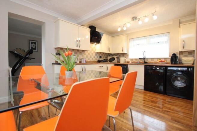Kitchen Diner