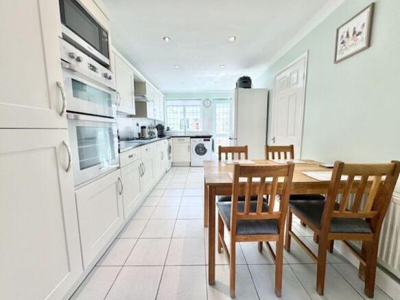 Kitchen diner