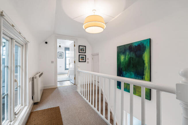 20 Entrance Hall.JPG