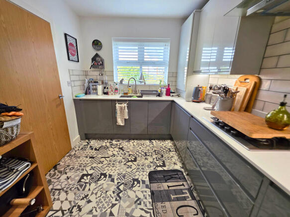 d3b90a15-dc88-4de...