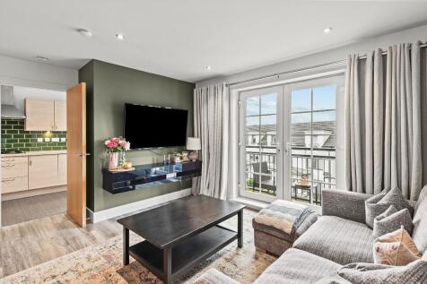 Crown Crescent, Kinnaird, Larbert, FK5 4XQ