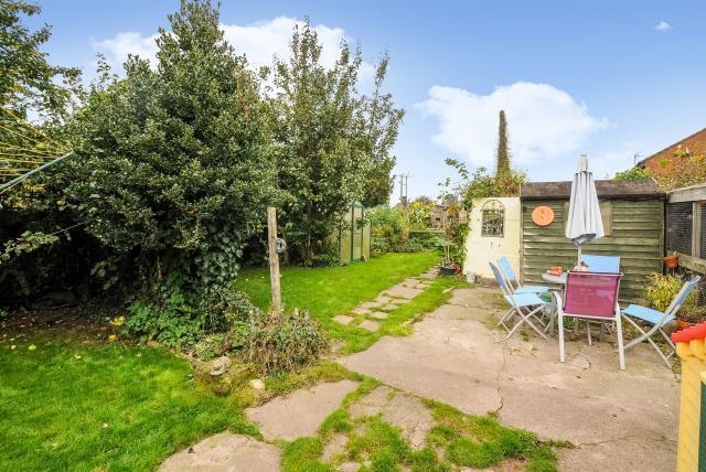 Mature garden at the rear