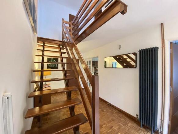 ENTRANCE HALLWAY