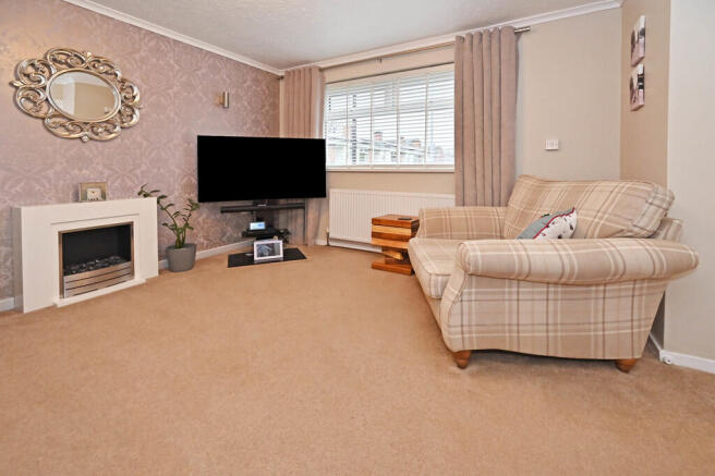 Royston Walk , Longton , Stoke-On-Trent photo 4
