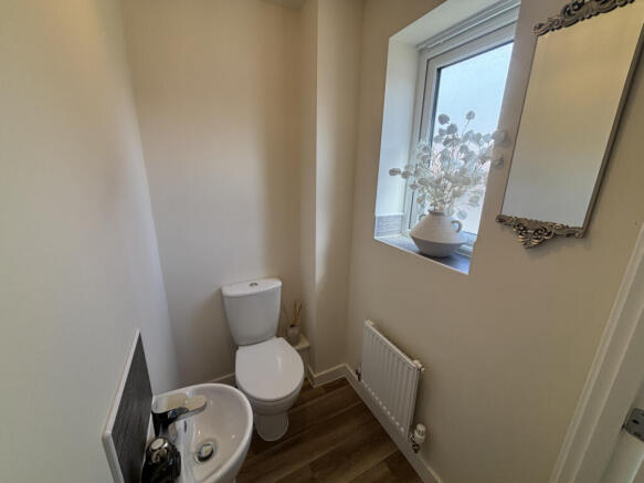 3 bed Detached for sale Image 10