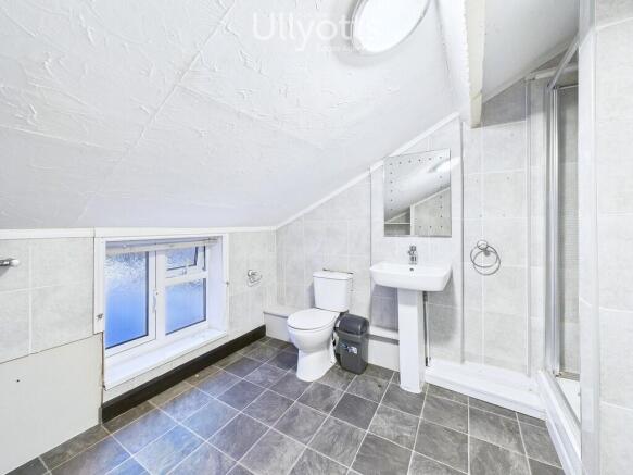 3 bed Terraced for sale Image 11