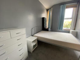 102a, Northfield Avenue, London W13 9RT