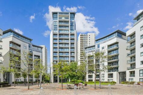 Pump House Crescent, Brentford