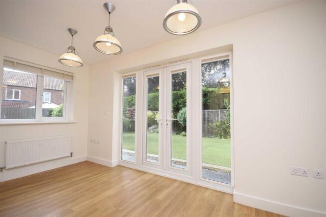 DINING KITCHEN ASPECT THREE