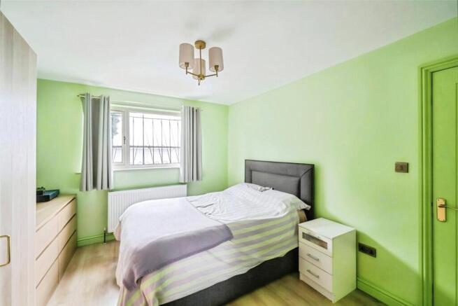 2 bed Bungalow for sale Image 7