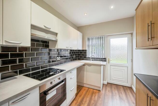 3 bed Semi-Detached for sale Image 7