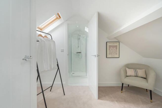 5 bed Terraced for sale Image 7
