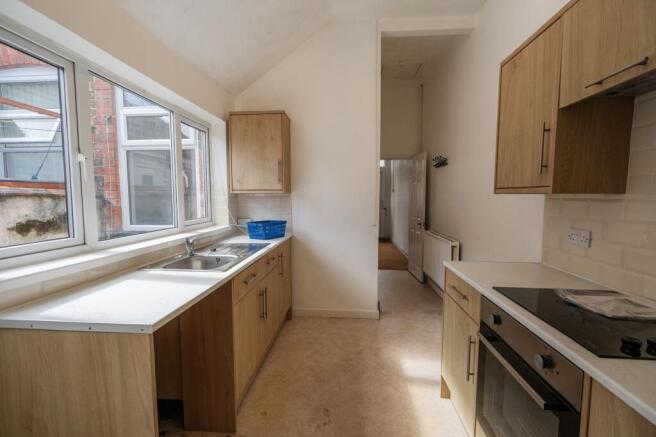 Kitchen (2)