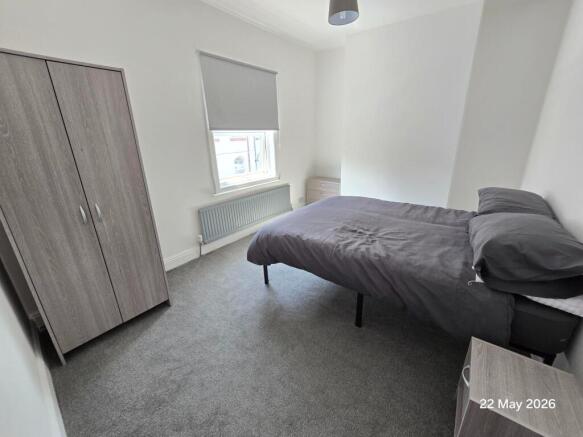 1 bed House Share to rent Image 5