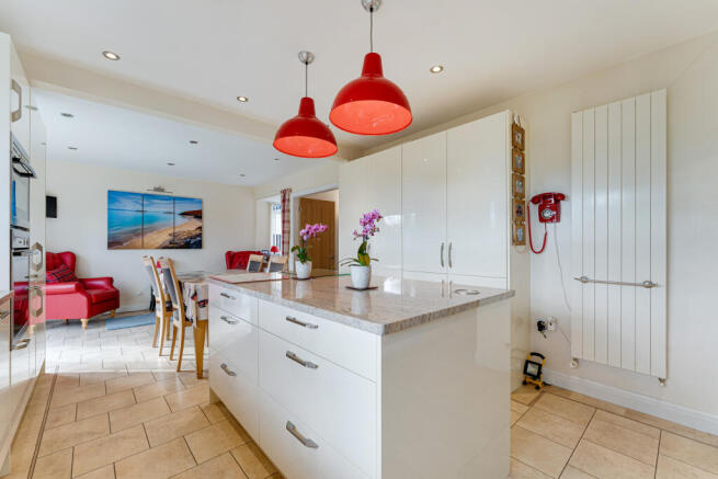 24 Burfield Drive-20.jpg