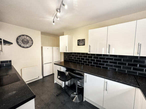 1 bed House Share to rent Image 5