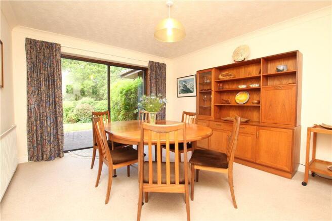 05 Dining Room
