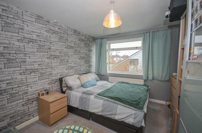 Bedroom 2 pic 2.jpg