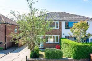 5, Brookside Crescent, Bury BL8 4BG