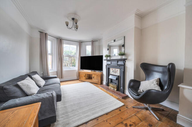 1417964-19-699605...