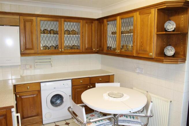 KITCHEN DINER