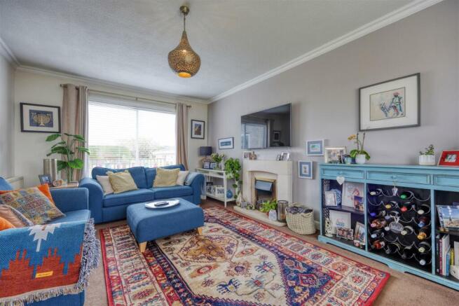 7_ADAMSLIE_CRESCENT_KIRKINTILLOCH_017.JPEG