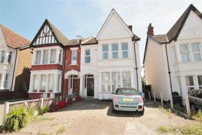 Flat 4, 42, Meteor Road, Westcliff-on-sea SS0 8DG
