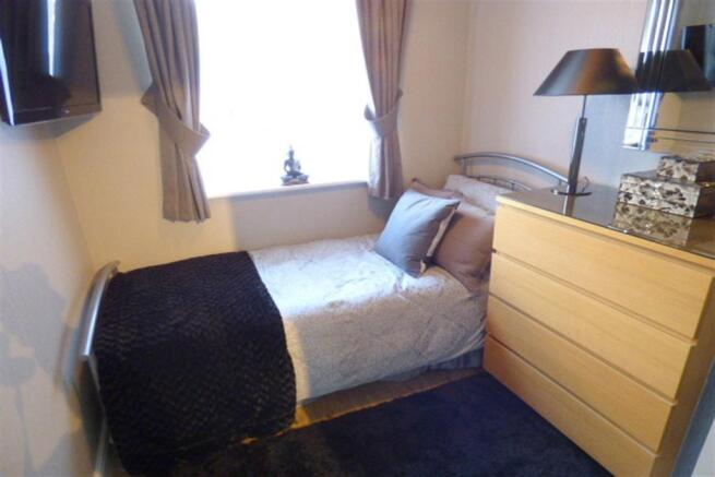 Bedroom+