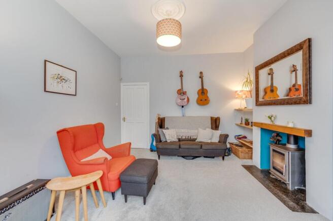 KITCHEN, DINER AND LIVING ROOM