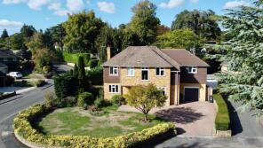 14, Clarewood Drive, Camberley GU15 3TE