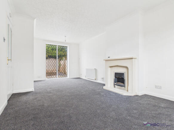 Spacious Three Bedroom House in Cul-de-sac Locati