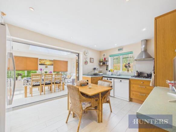 3 bed Detached Bungalow for sale Image 9